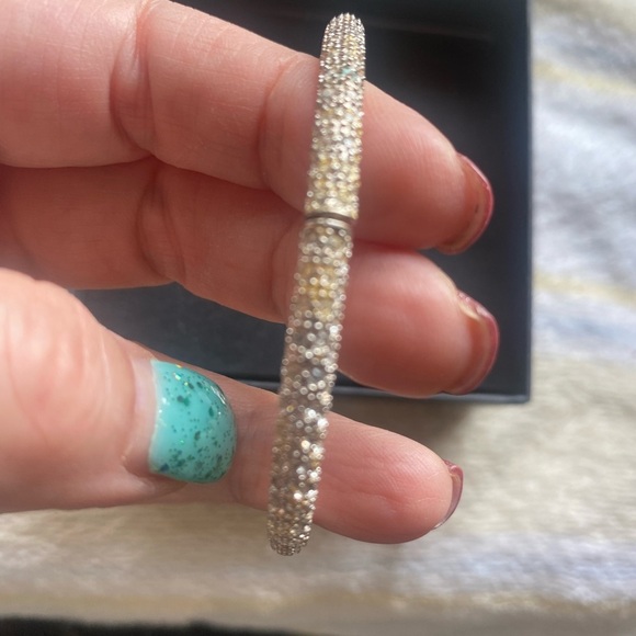 Elegant 7” sparkle gold silver with tiny crystals hinge bracelet - Picture 4 of 6